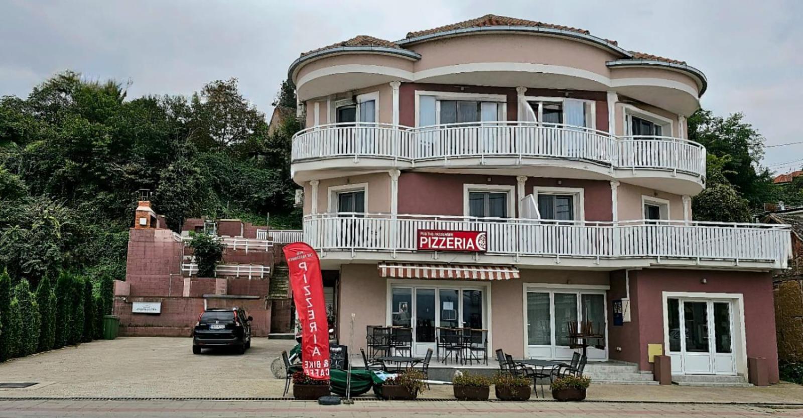 Apartmani Tika Golubac Zewnętrze zdjęcie